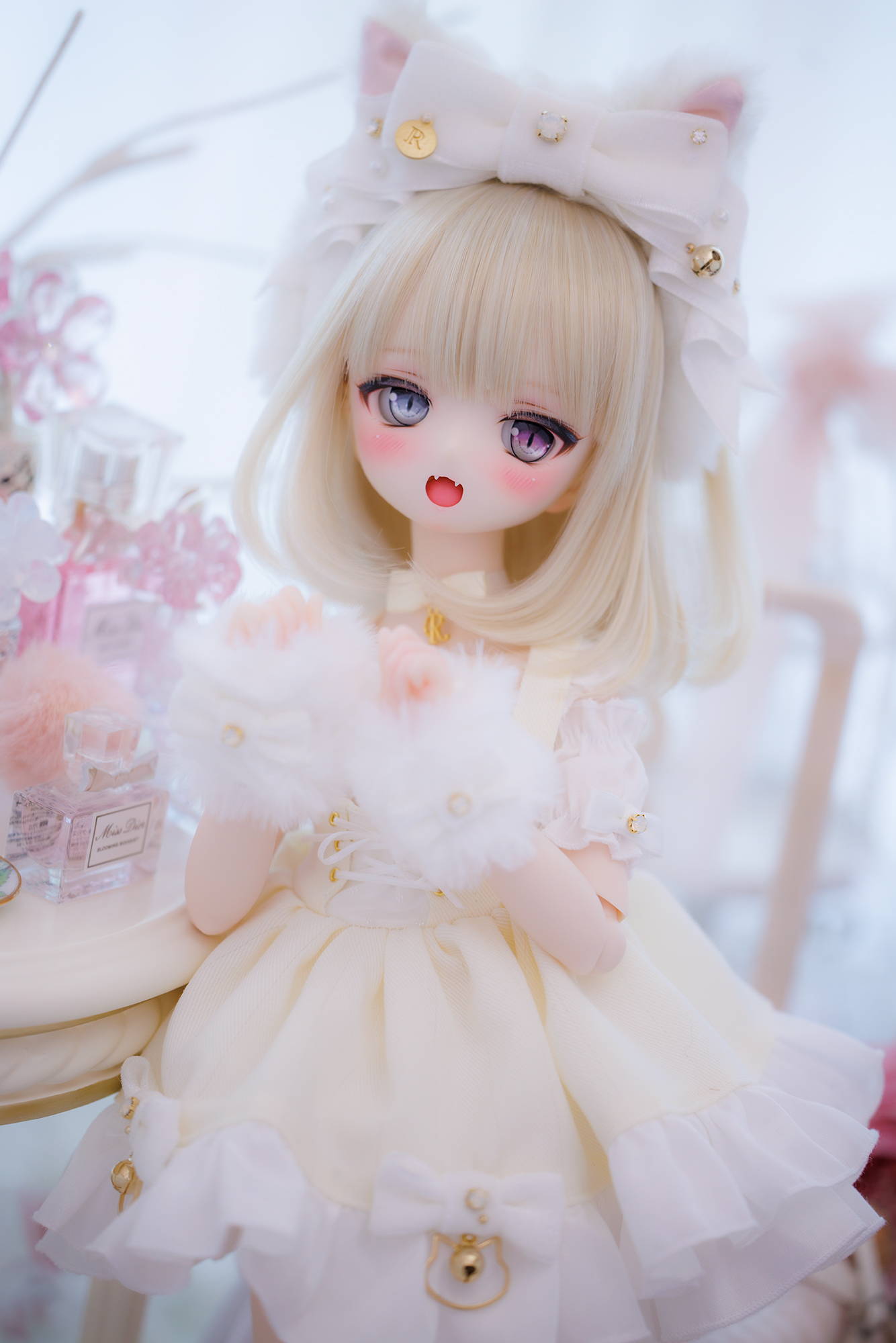 https://ronshuka.jp/custom-dolls/Neige